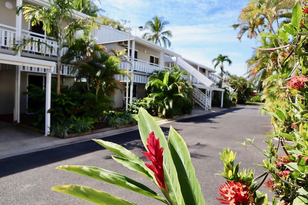 Nimrod Resort Apartments Port Douglas Extérieur photo